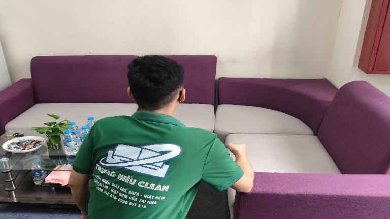 Quy trình giặt ghế sofa nỉ, vải tại nhà