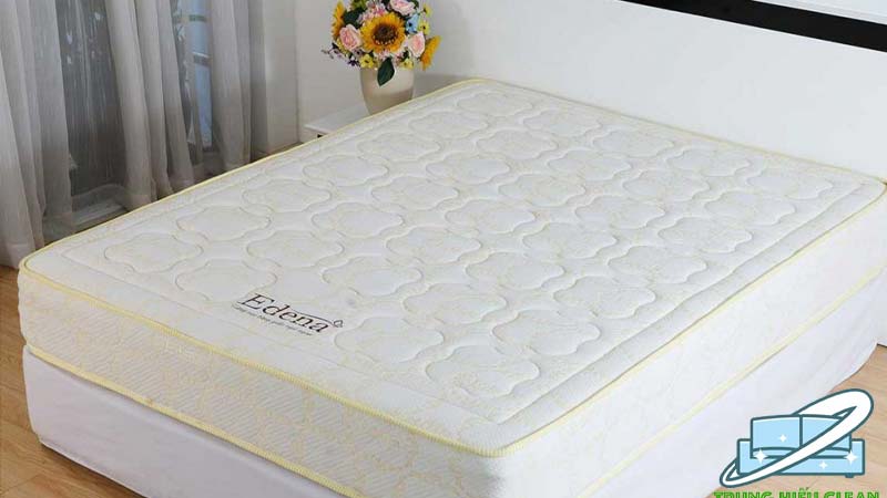 Làm sạch đệm bằng hơi nước nóng chuyên nghiệp