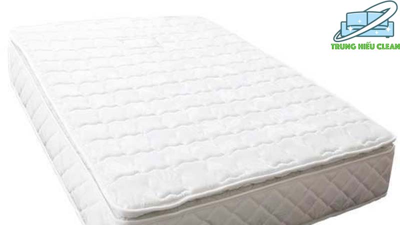 Linh Anh nhận giặt đệm lò xo tại Cầu Giấy