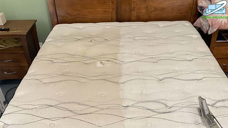 Thợ vệ sinh đệm tại Đống Đa chỉ 250k