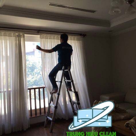 Bao lâu lên giặt rèm cửa tại Hà Nội