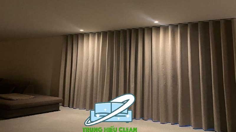 Thợ giặt rèm cửa đông Anh