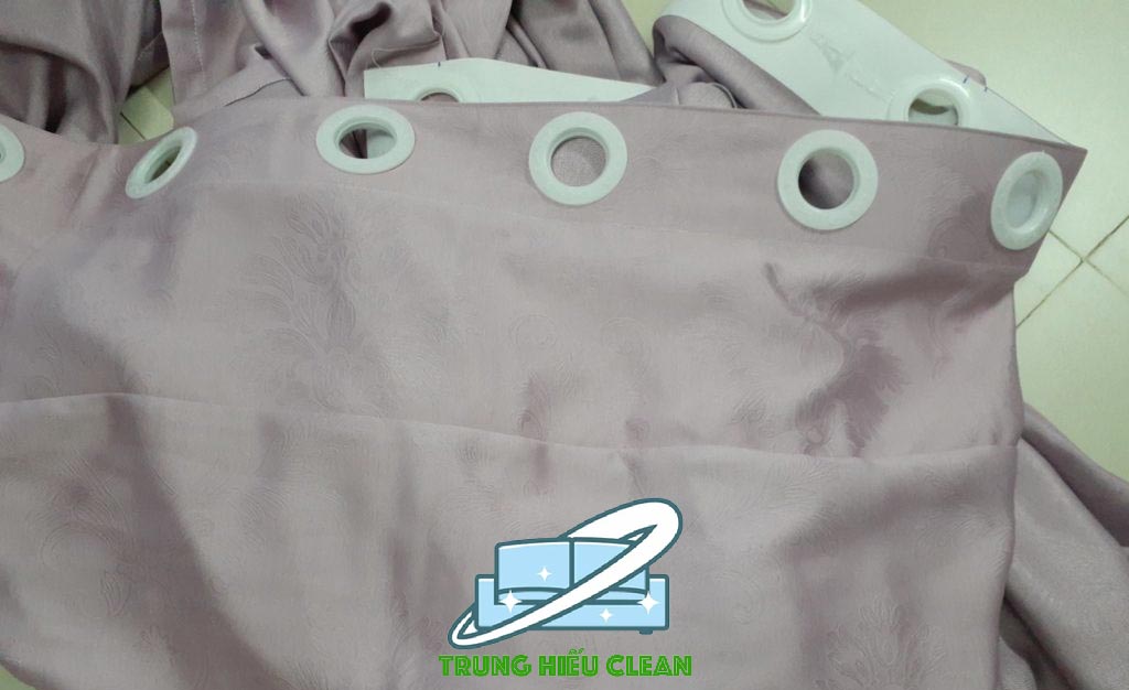 Cách tháo khoen cho rèm vải đục lỗ (Rèm Ore)